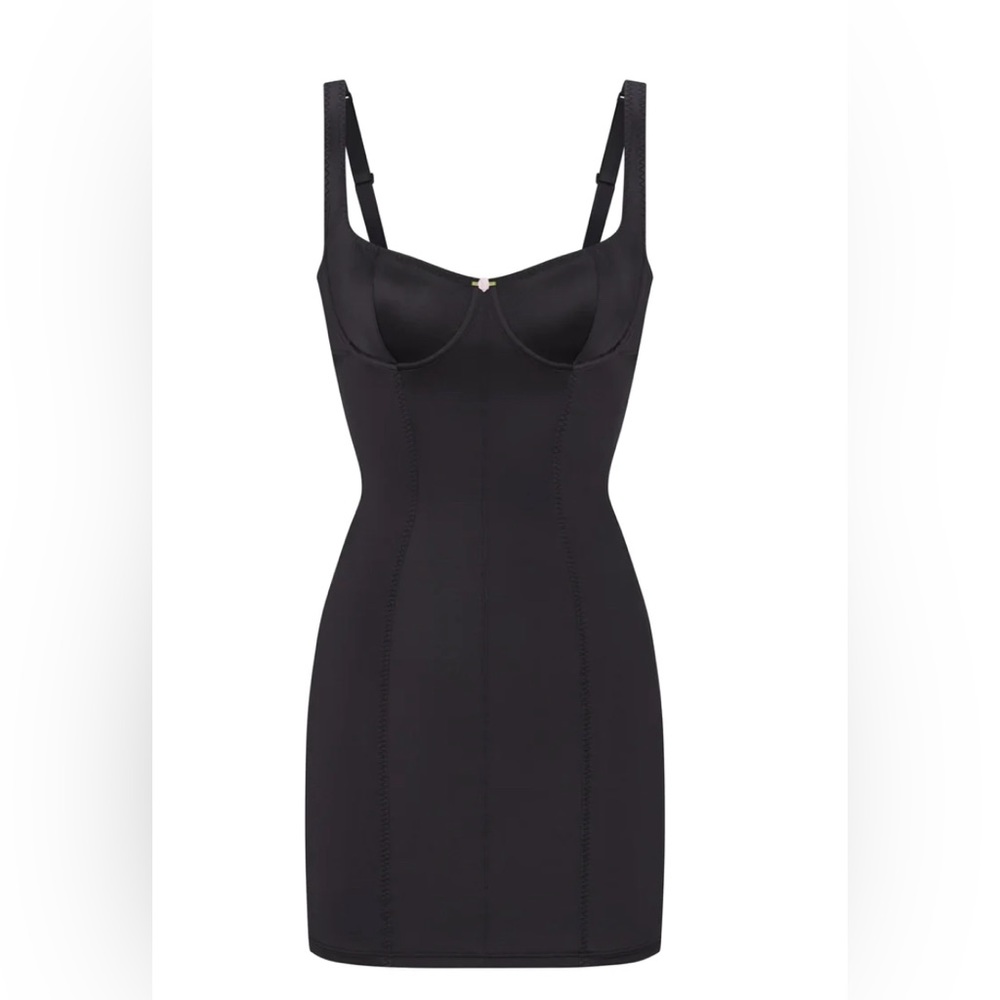 SKIMS Stretch Satin Dress NWT Size Medium Color Onyx